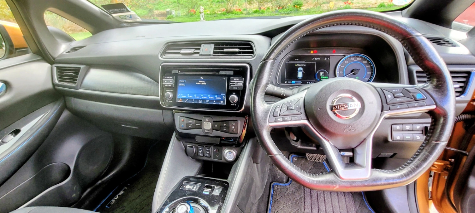 2017 Nissan Leaf - G Spec, photo 9