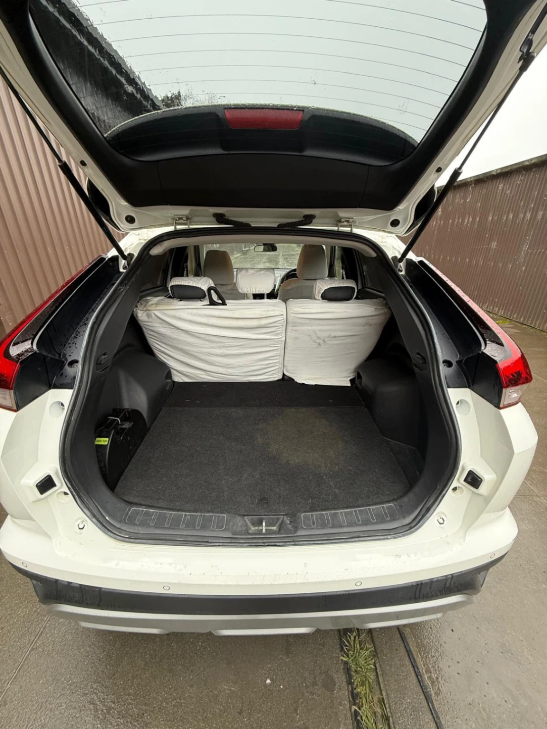 2024 Mitsubishi Eclipse Cross PHEV — photo 10