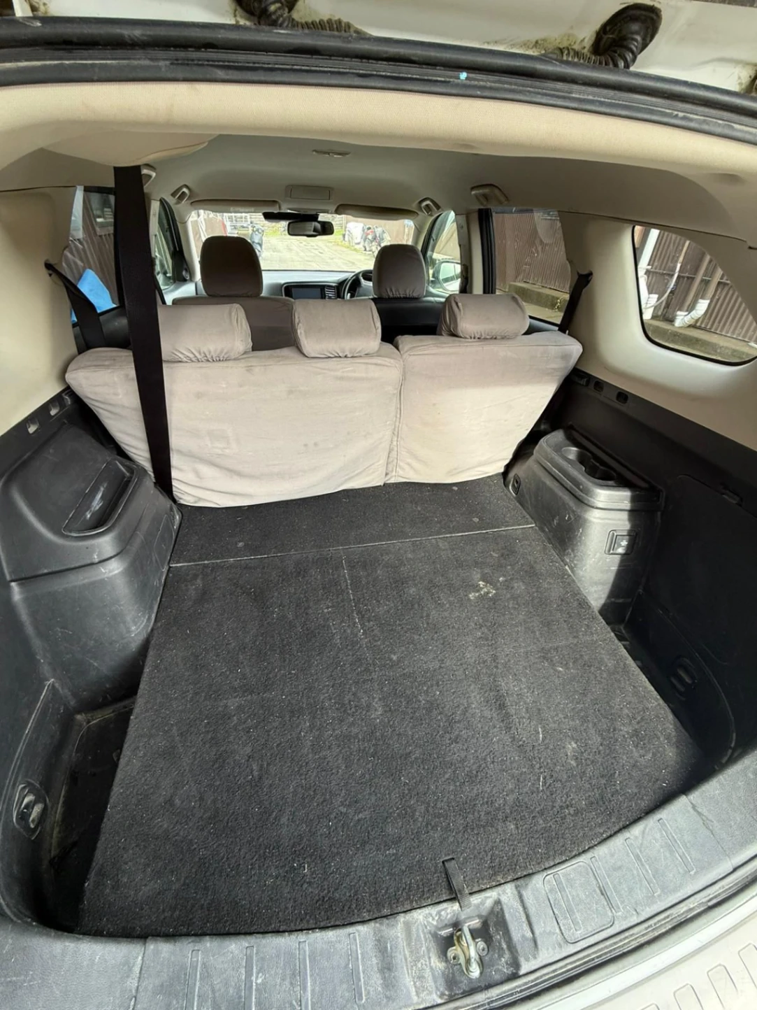 2017 Mitsubishi Outlander PHEV - petrol - 5 seater — photo 9