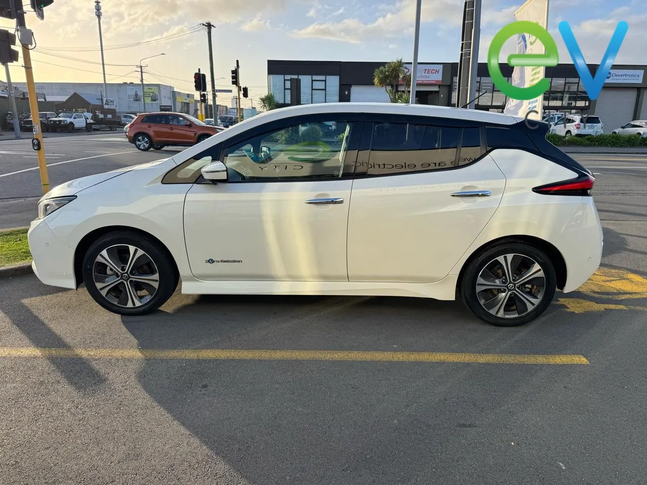 2019 Nissan Leaf G (40kWh) Pro Pilot, 360 Camera, photo 6