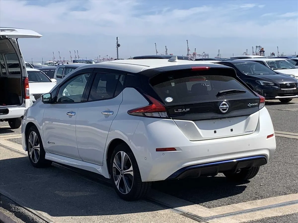 2021 Nissan Leaf G (40kWh), photo 4