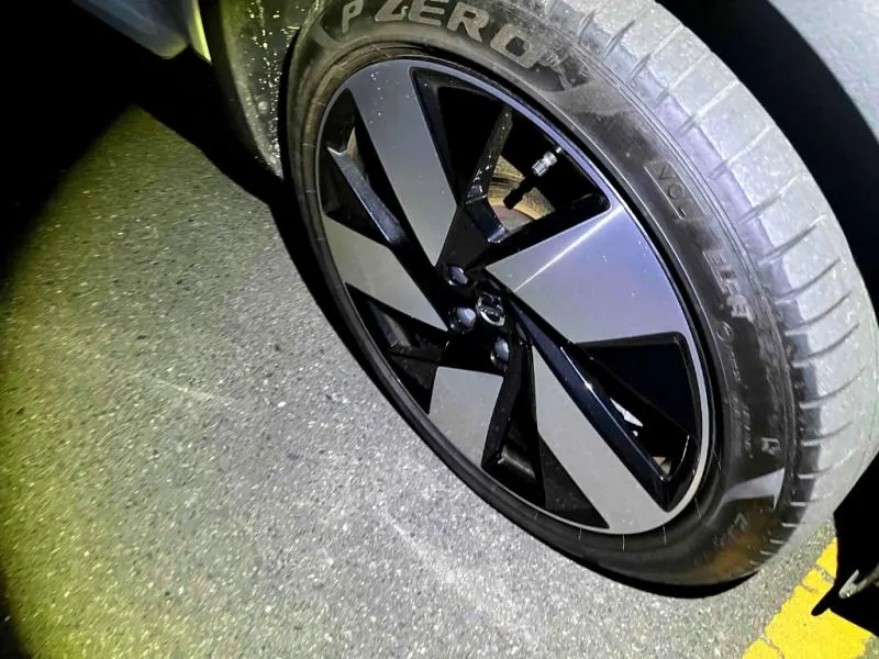2024 Volvo C40 Recharge Ultimate (78kWh) — photo 9