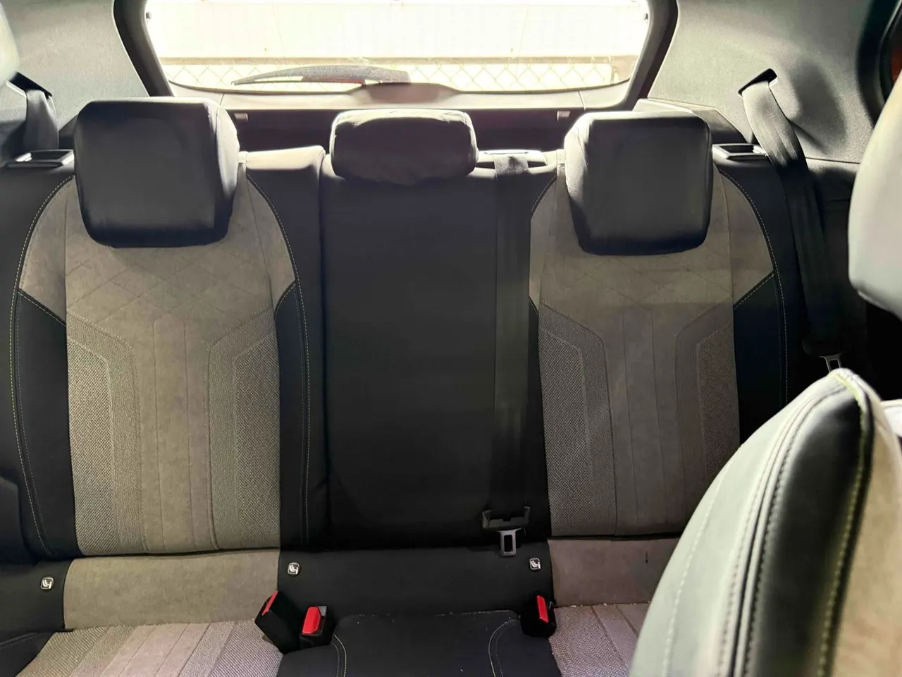 2020 Peugeot e-2008 GT Line EV Sunroof — photo 6