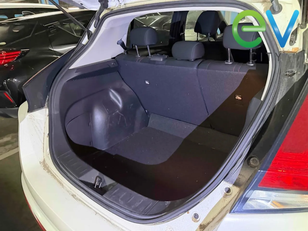 2019 Nissan Leaf X 40kWh NISMO — photo 10