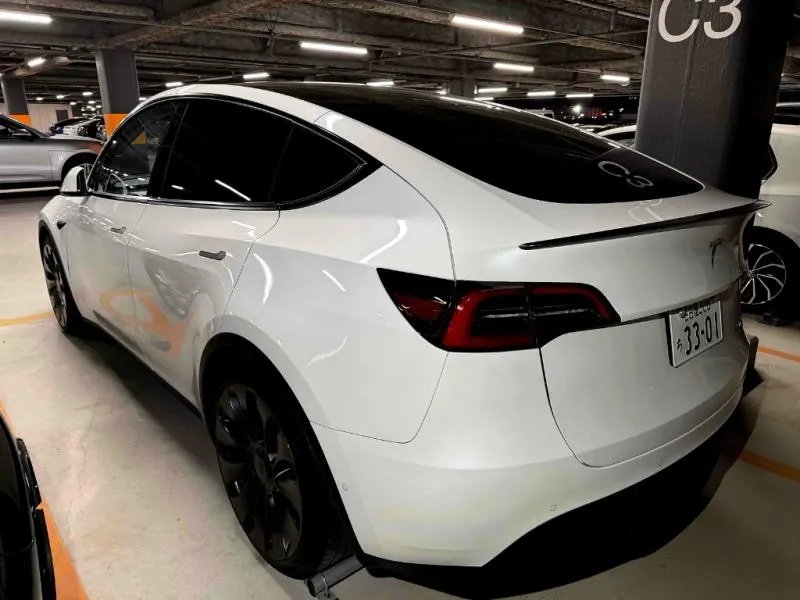 2023 Tesla Model Y Performance AWD Dual Motor Long Range, photo 8