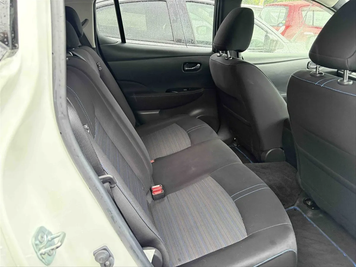 2018 Nissan Leaf X (40kWh), photo 9