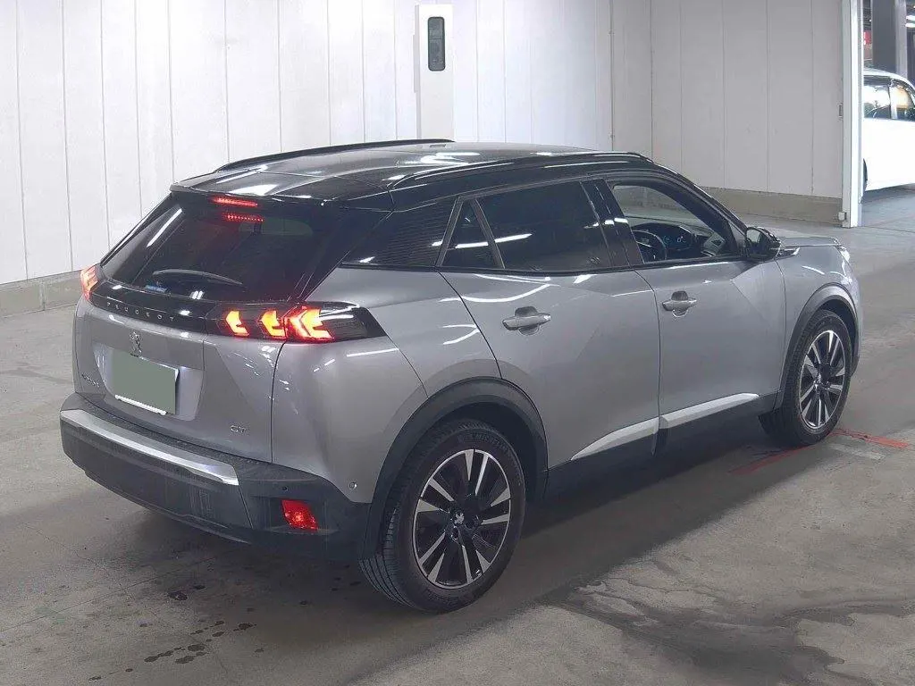 2022 Peugeot e-2008 GT Line Electric — photo 2