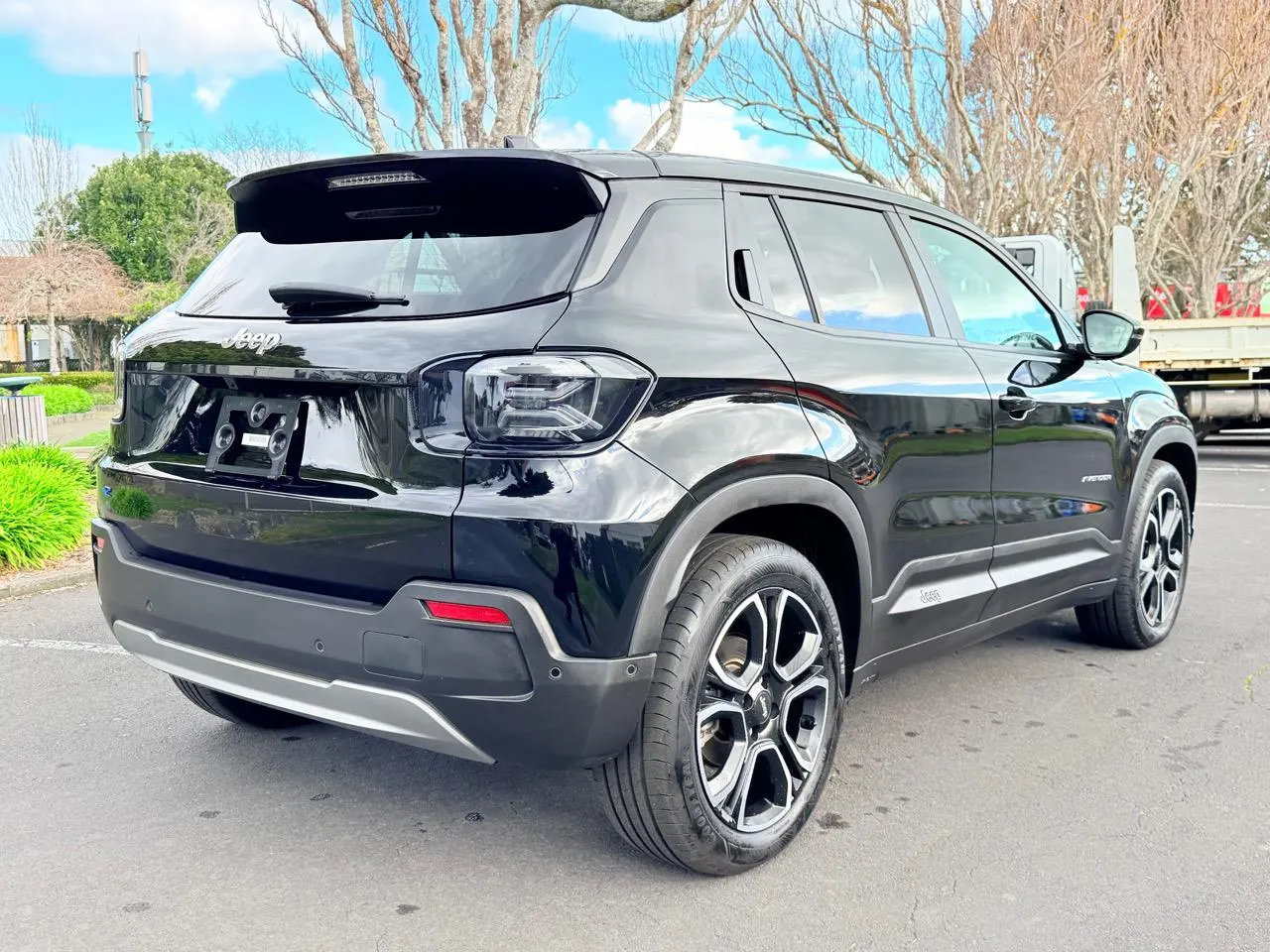 2024 Jeep Avenger Altitude (54kWh) — photo 5