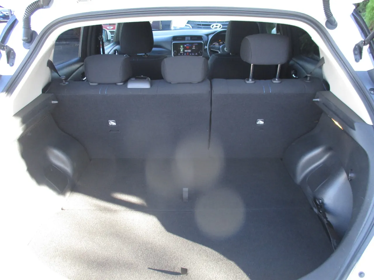 2022 Nissan Leaf X V Selection — photo 7