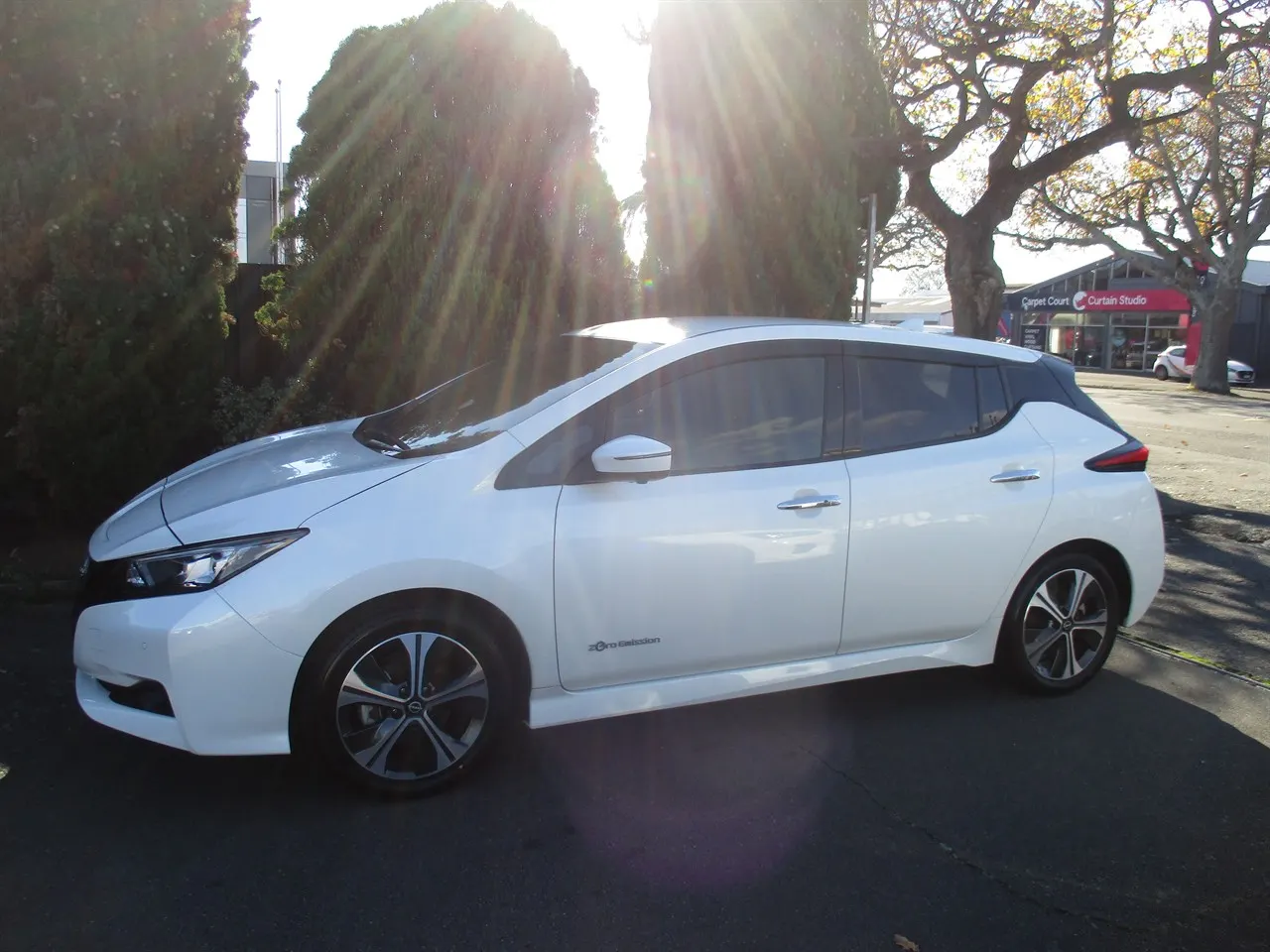 2022 Nissan Leaf X V Selection — photo 3