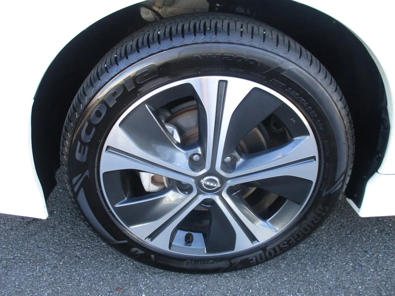 2022 Nissan Leaf X V Selection — photo 4