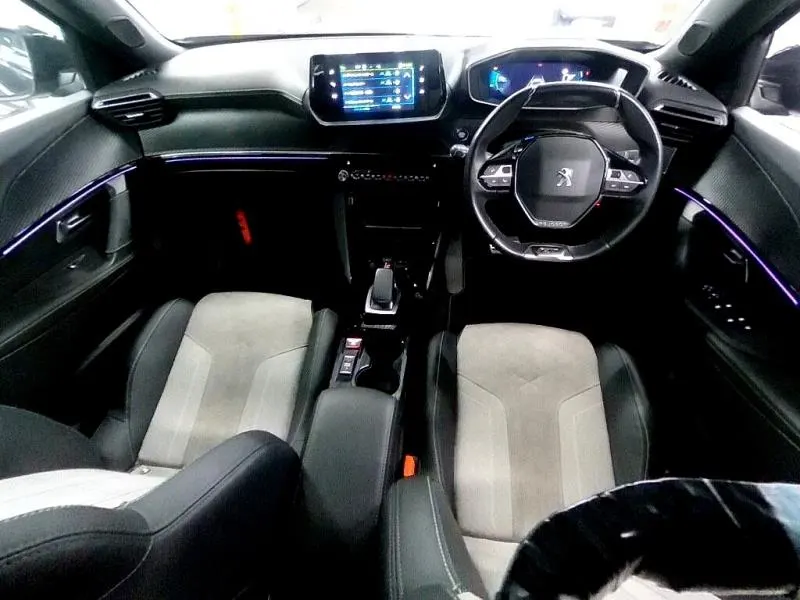 2021 Peugeot e-2008 GT (50kWh) — photo 5