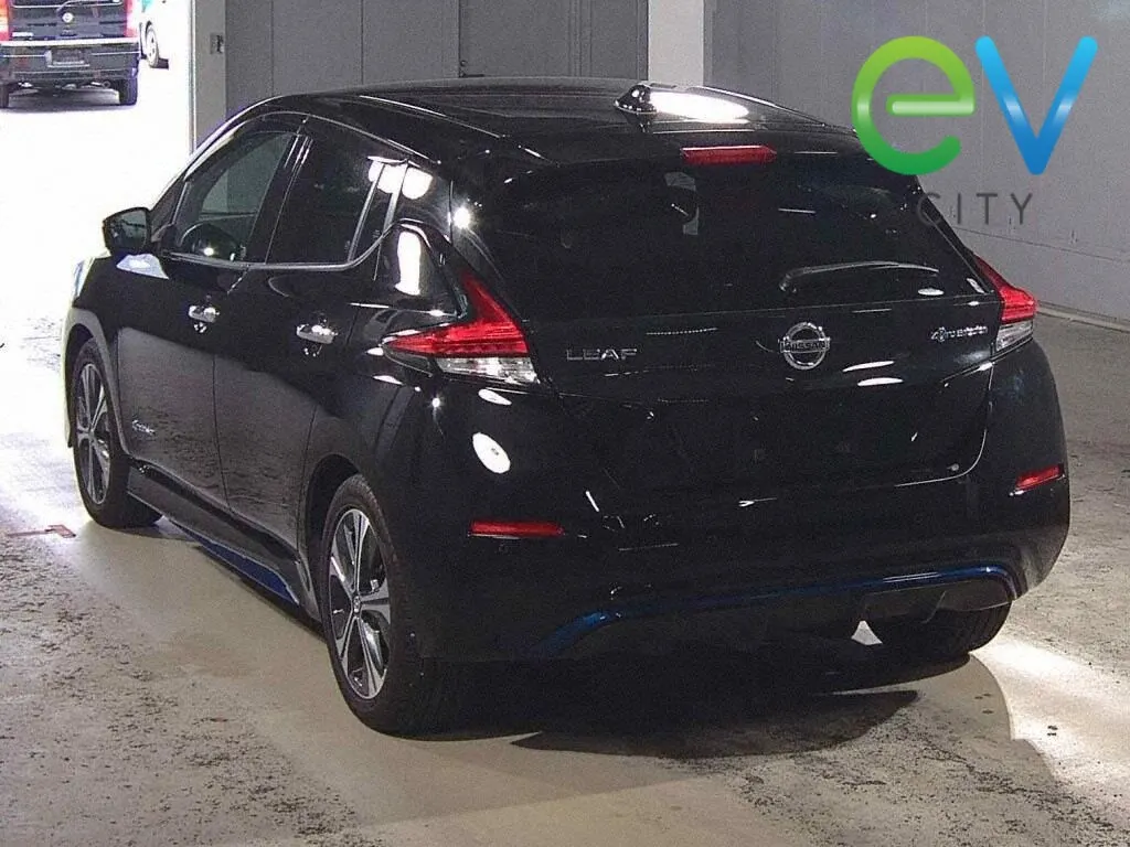 2021 Nissan Leaf X (40kWh), photo 3