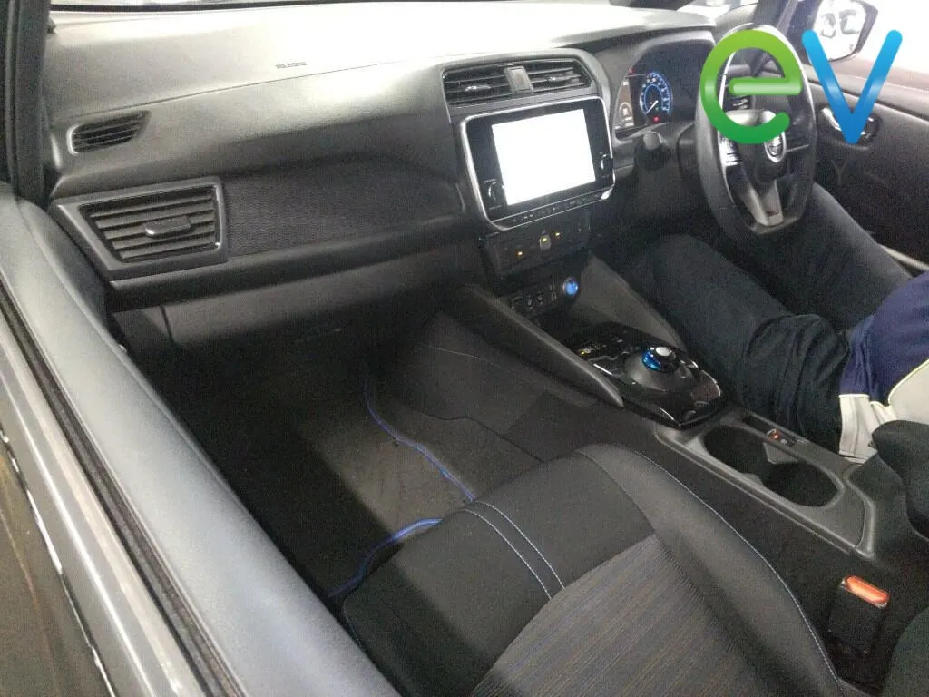 2021 Nissan Leaf X (40kWh), photo 5