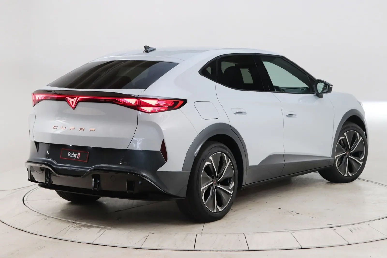 2026 CUPRA Tavascan V Electric, photo 2