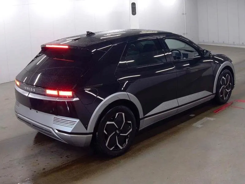 2023 Hyundai IONIQ 5 Long Range Lounge (72.6kWh) — photo 6