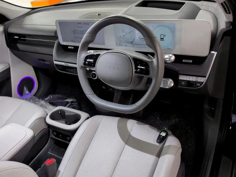 2023 Hyundai IONIQ 5 Long Range Lounge (72.6kWh) — photo 4