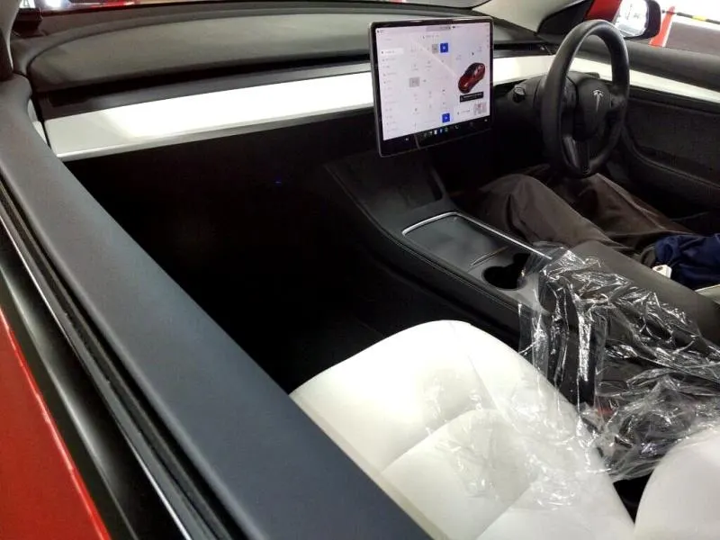 2021 Tesla Model 3 Long Range Dual Motor (82kWh) — photo 7