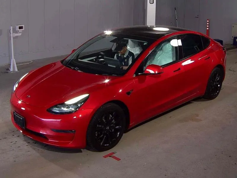 2021 Tesla Model 3 Long Range Dual Motor (82kWh) — photo 4