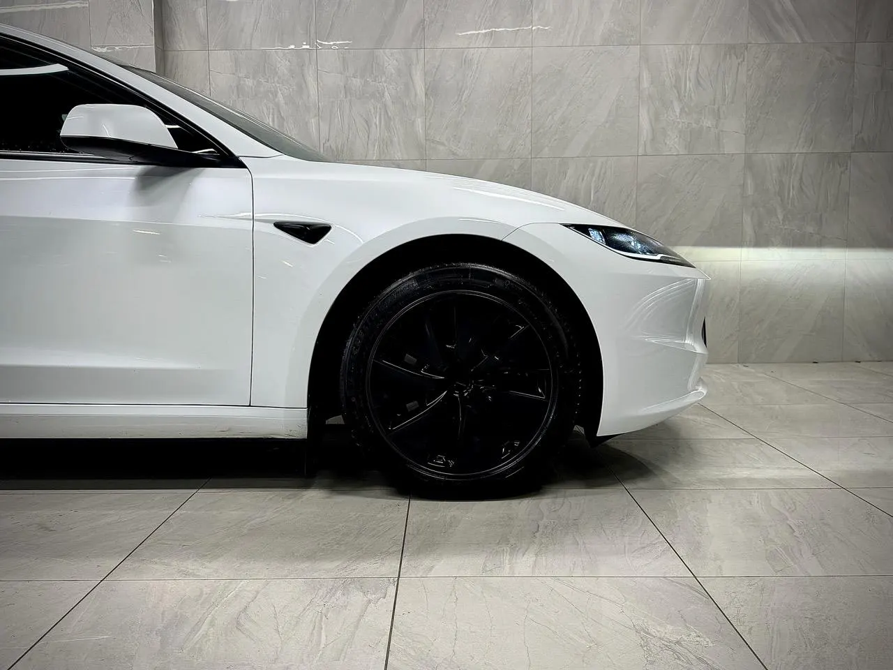 2024 Tesla Model 3 Long Range AWD — photo 8