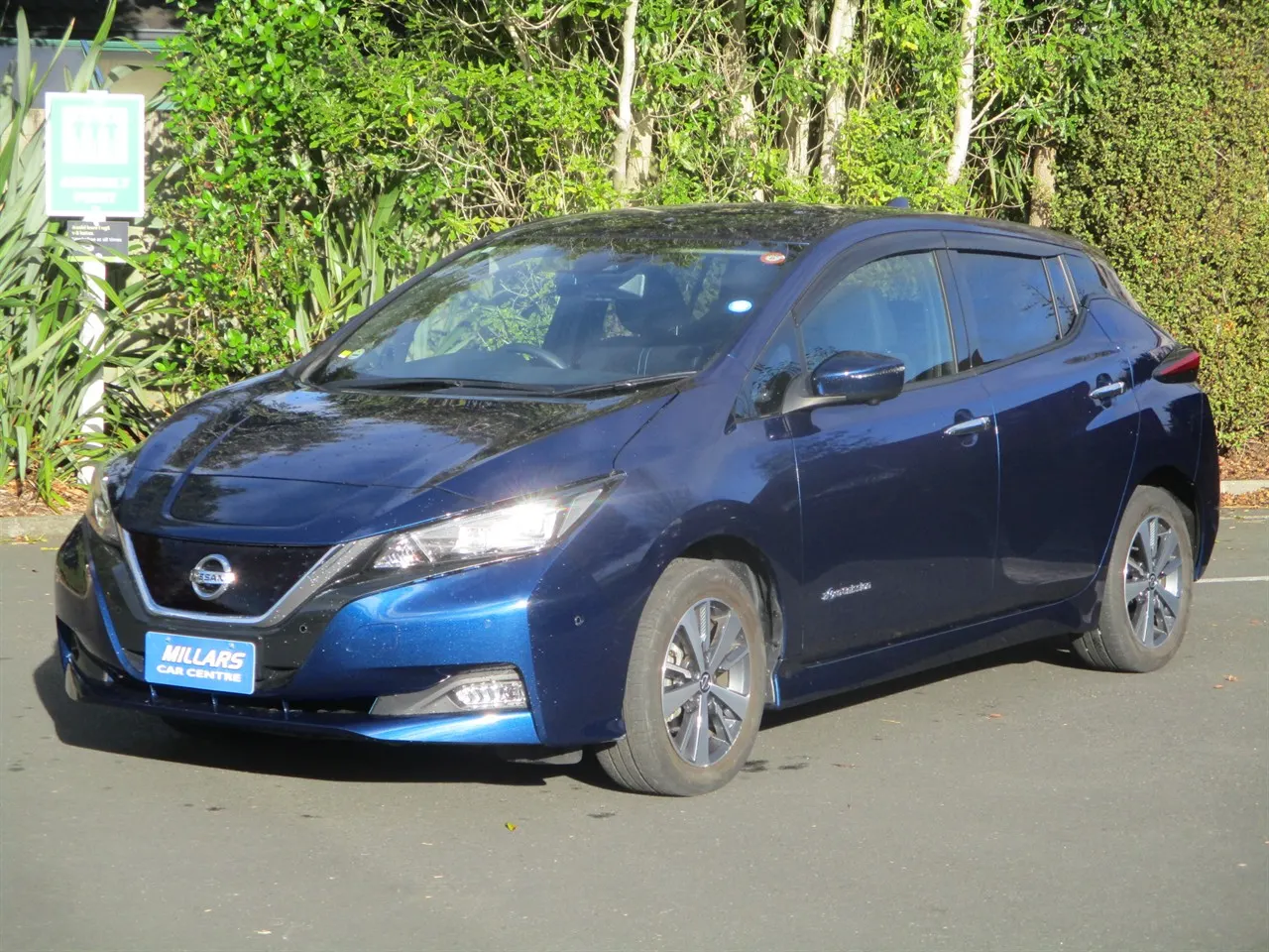 2021 Nissan Leaf X (62kWh) — photo 6