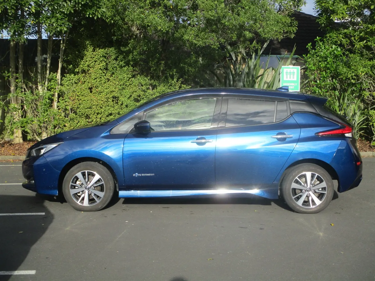 2021 Nissan Leaf X (62kWh) — photo 4