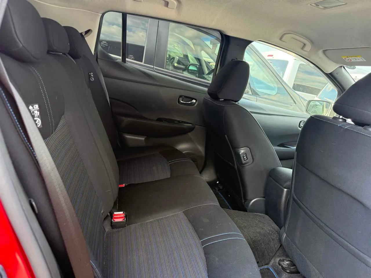 2018 Nissan Leaf 40G SOH81% (40kWh) — photo 8