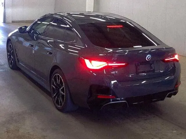 2022 BMW i4 M50 400kW (AWD) — photo 3