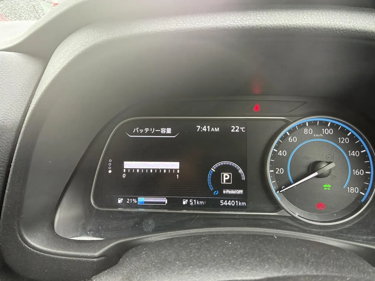 2022 Nissan Leaf X V Selection (40kWh) — photo 7