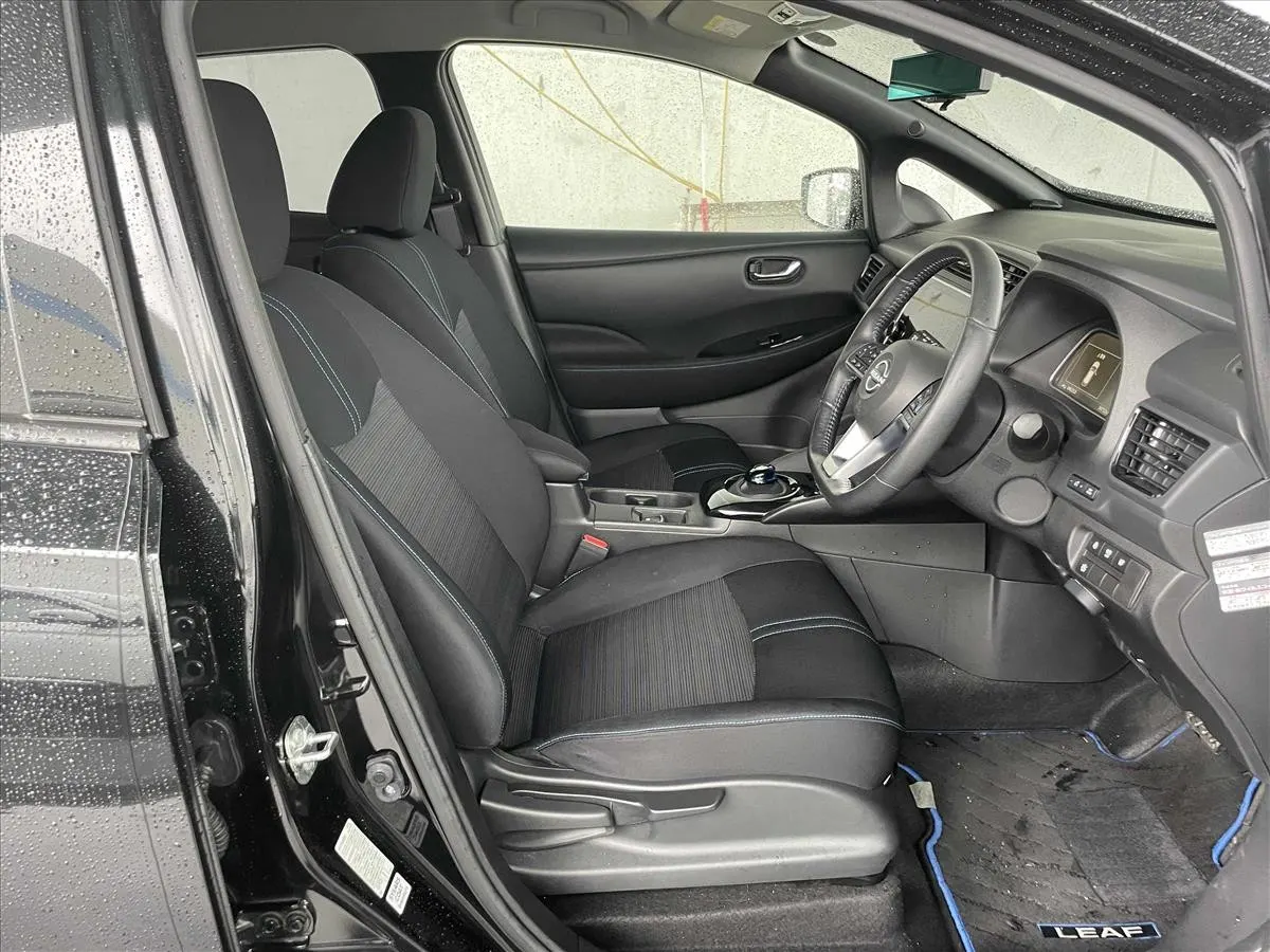 2023 Nissan Leaf e+ X (62kWh) — photo 6