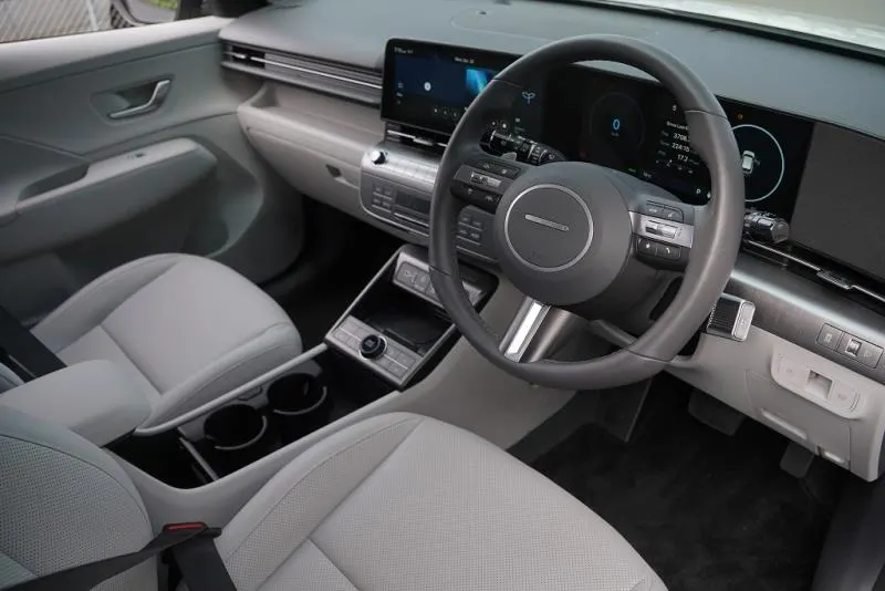 2023 Hyundai Kona EV Voyage (64kWh), photo 8