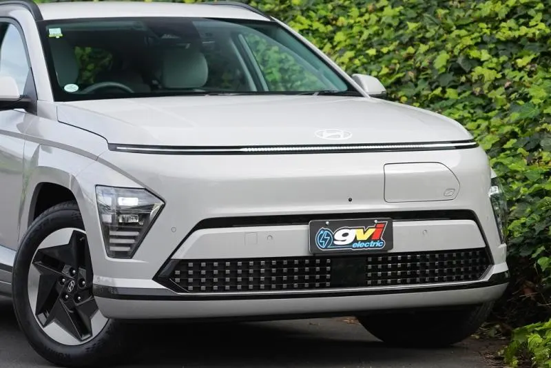 2023 Hyundai Kona EV Voyage (64kWh), photo 2