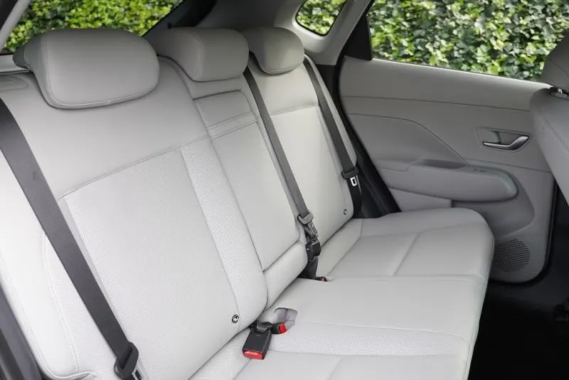2023 Hyundai Kona EV Voyage (64kWh), photo 11