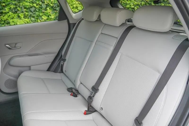 2023 Hyundai Kona EV Voyage (64kWh), photo 12