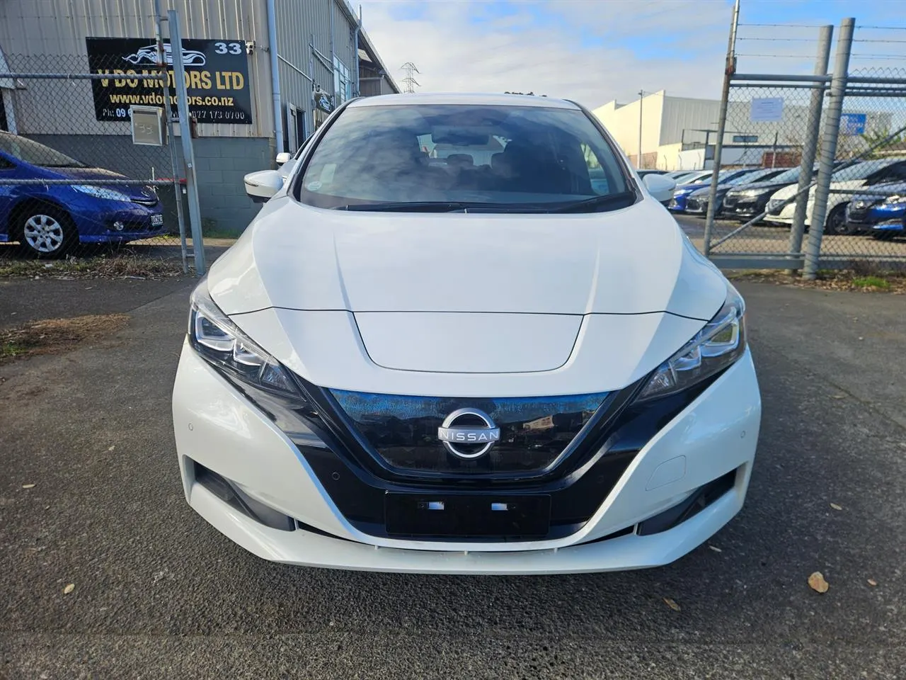 2021 Nissan Leaf 40X (40kWh) — photo 2