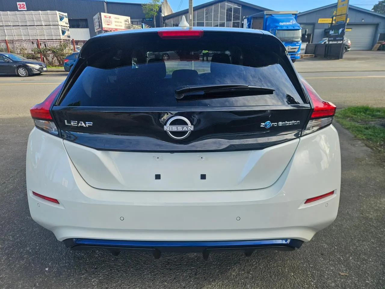 2021 Nissan Leaf 40X (40kWh) — photo 6