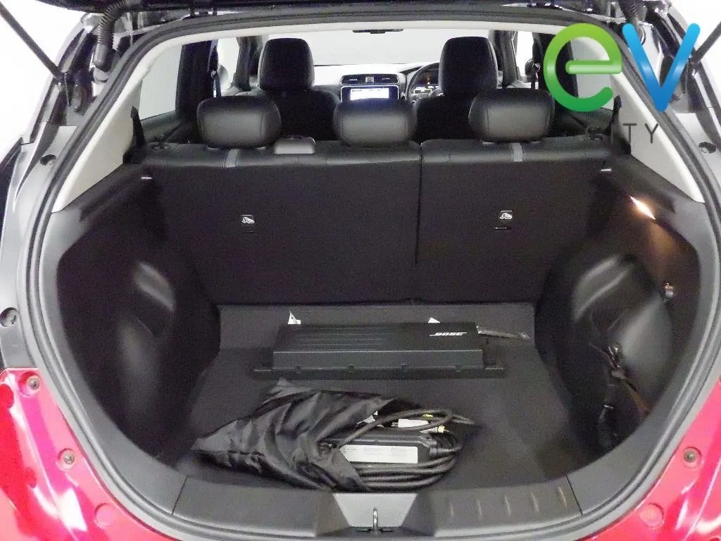 2022 Nissan LEAF X 40kWh With Pro Pilot, 360 Camera, Leather &  BOSE Audio, photo 8