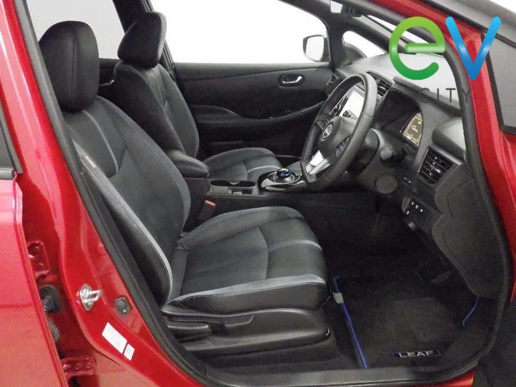 2022 Nissan LEAF X 40kWh With Pro Pilot, 360 Camera, Leather &  BOSE Audio, photo 6