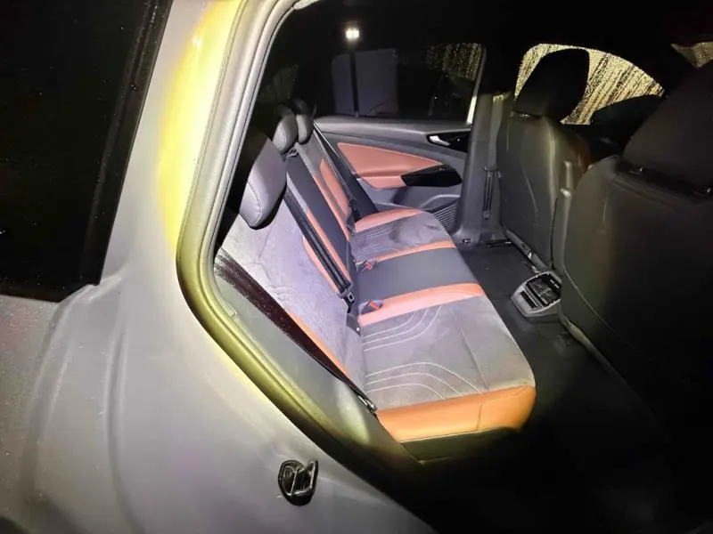 2023 Volkswagen ID.4 Pro (82kWh) — photo 8