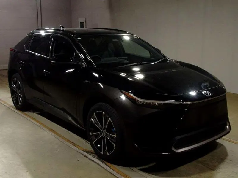 2023 Toyota BZ4X Z 4WD Dual Motor (71kWh) — photo 3