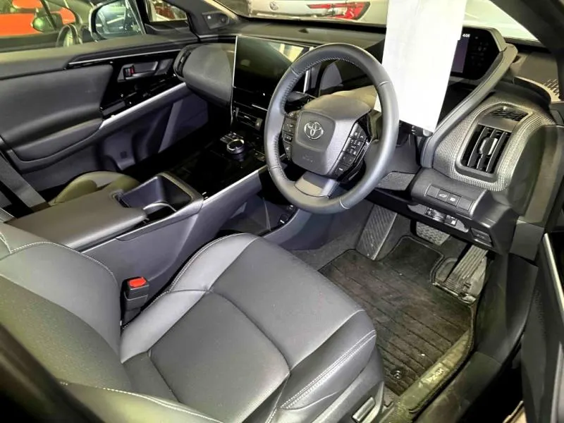 2023 Toyota BZ4X Z 4WD Dual Motor (71kWh) — photo 5