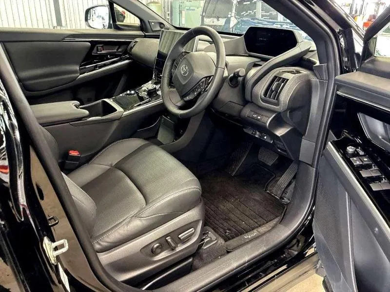 2023 Toyota BZ4X Z 4WD Dual Motor (71kWh) — photo 4