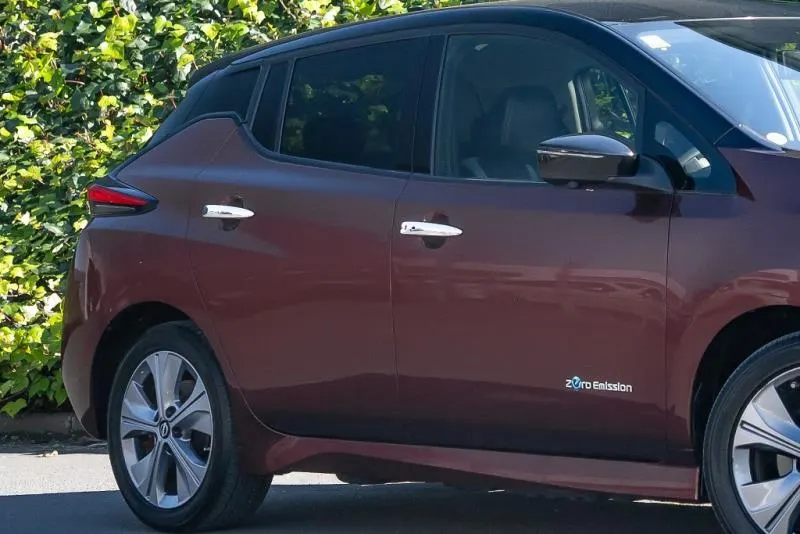 2021 Nissan Leaf e+ G (62kWh) — photo 6