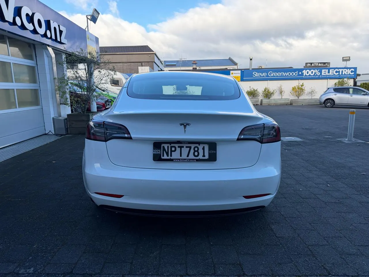 2021 Tesla Model 3 RWD LFP Refresh (60kWh) — photo 6