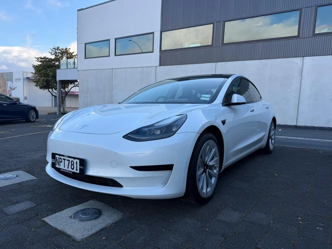 2021 Tesla Model 3 RWD LFP Refresh (60kWh) — photo 8