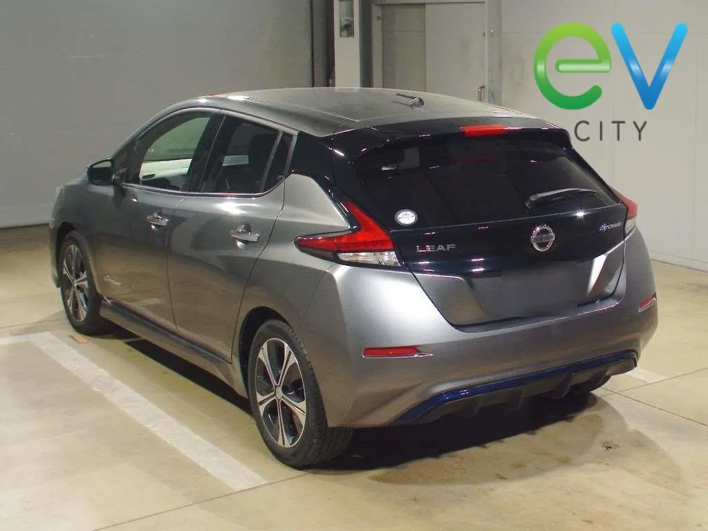2017 Nissan Leaf X (40kWh), photo 4