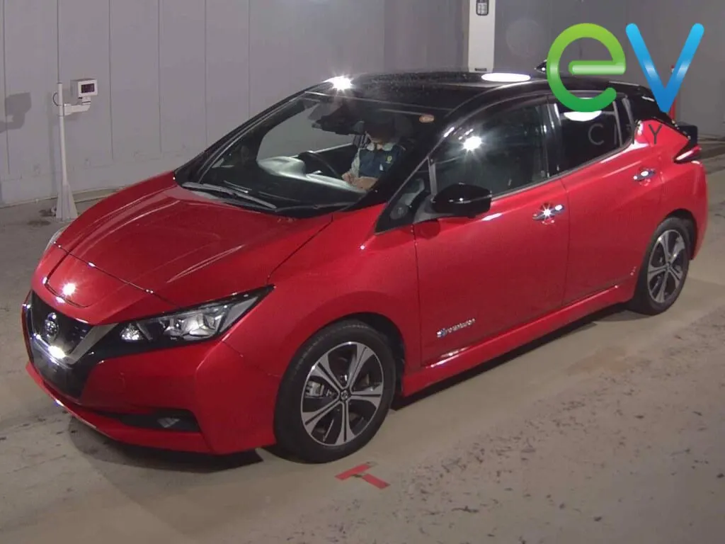 2021 Nissan Leaf X (40kWh) with Pro Pilot — photo 4