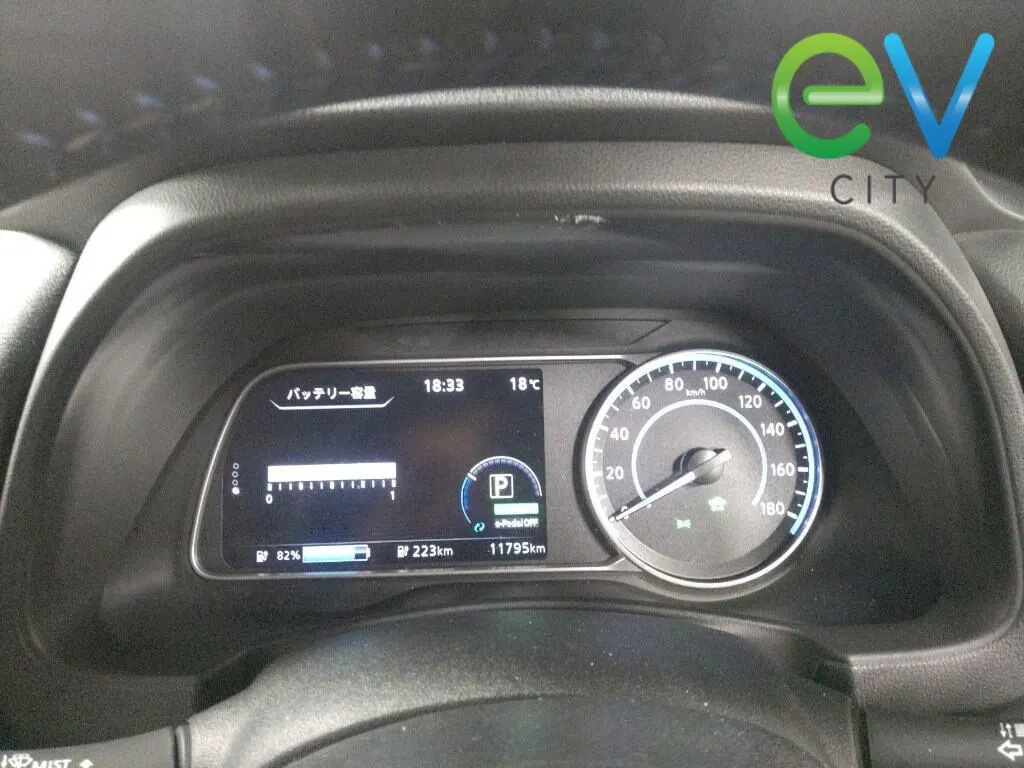 2021 Nissan Leaf X (40kWh) with Pro Pilot — photo 6
