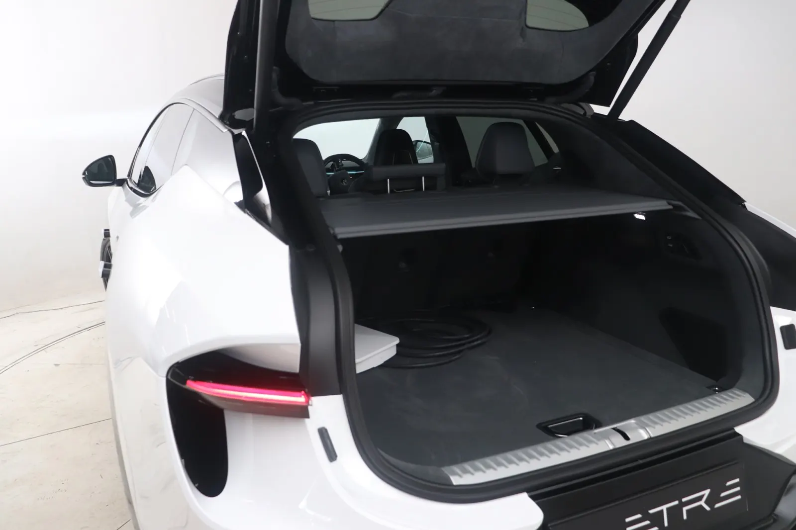 2026 Lotus Eletre S, photo 6