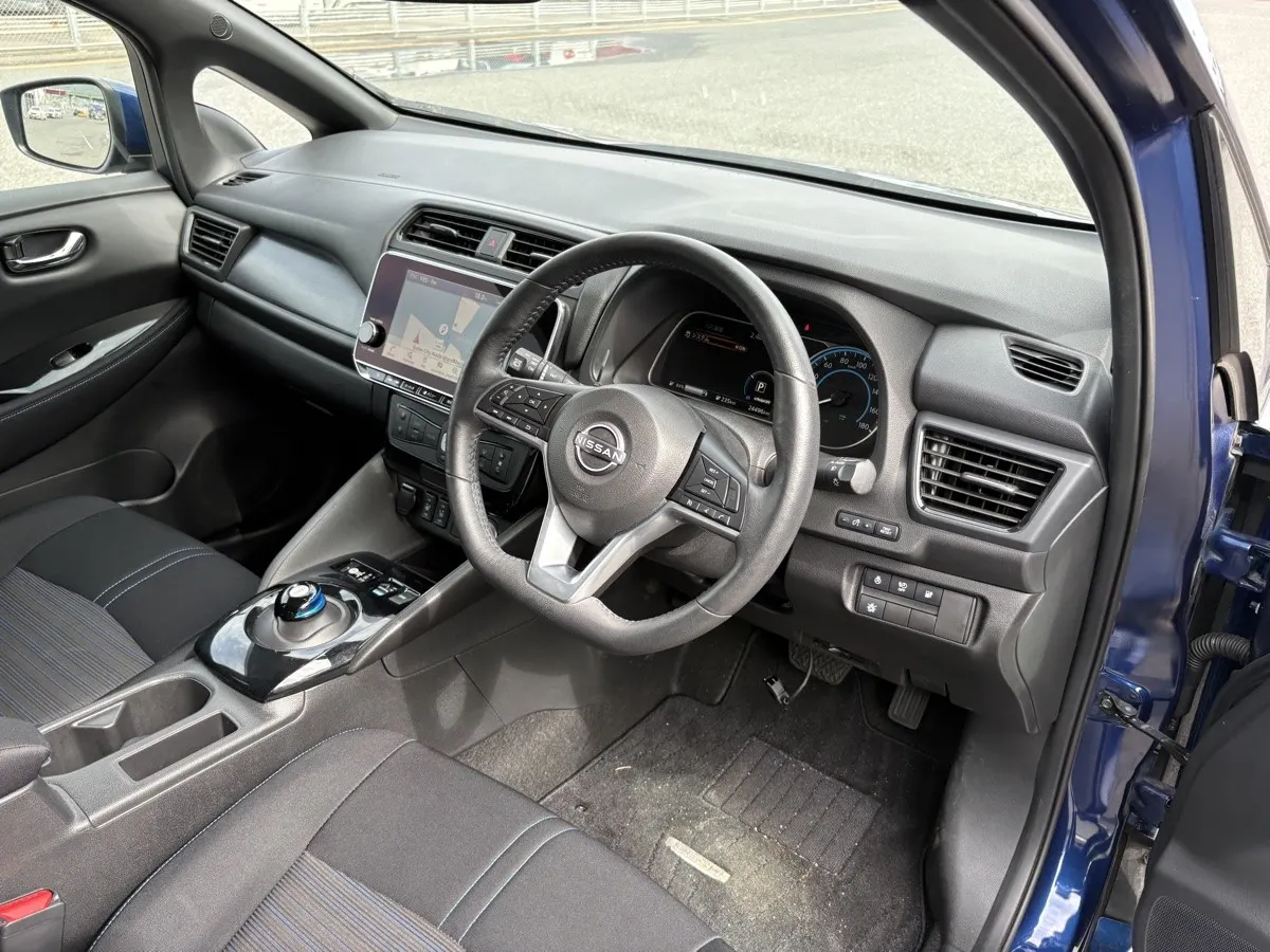 2022 Nissan Leaf X (40kWh), photo 7